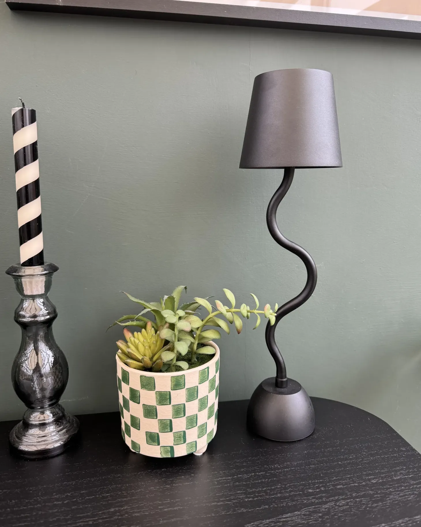 Bezprzewodowa lampa stołowa LED VOUGA Ze ściemniaczem Metal Beżowy