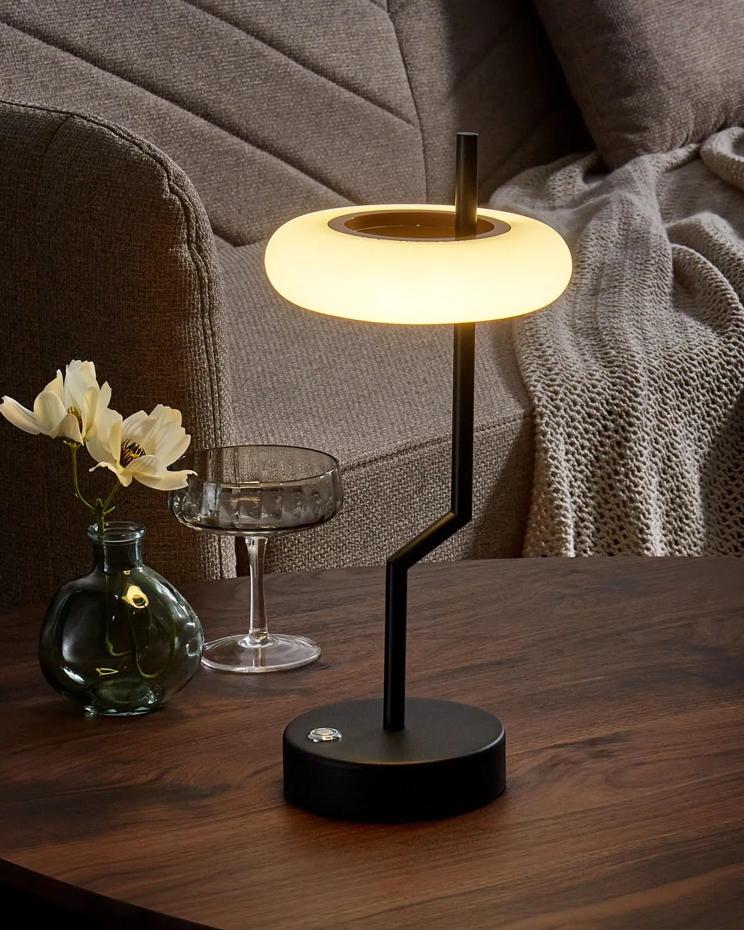 Bezprzewodowa lampa stołowa LED ALVIELA Ze ściemniaczem Metal Czarny