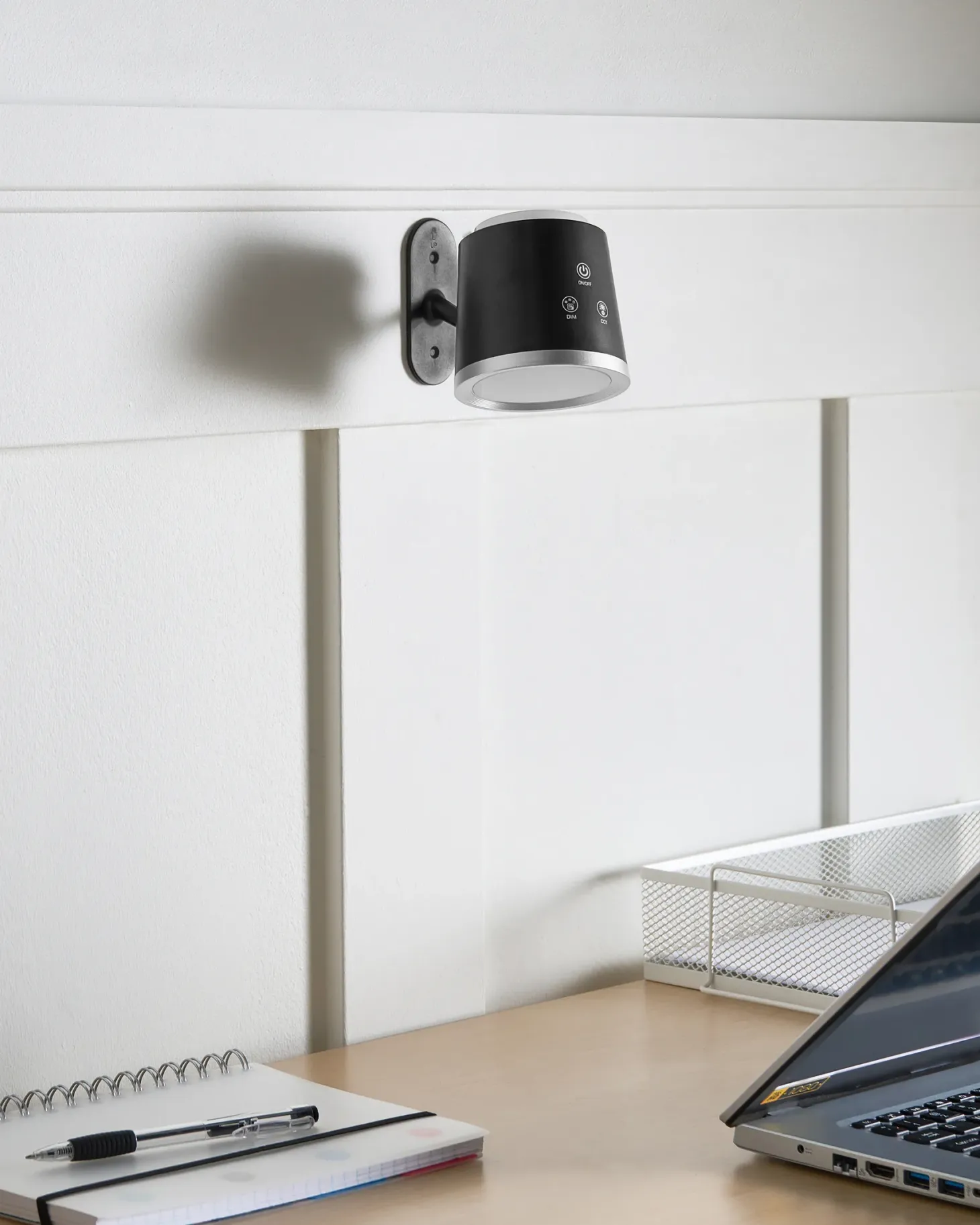 Bezprzewodowa lampa stołowa LED LIBRA Ze ściemniaczem Czarny
