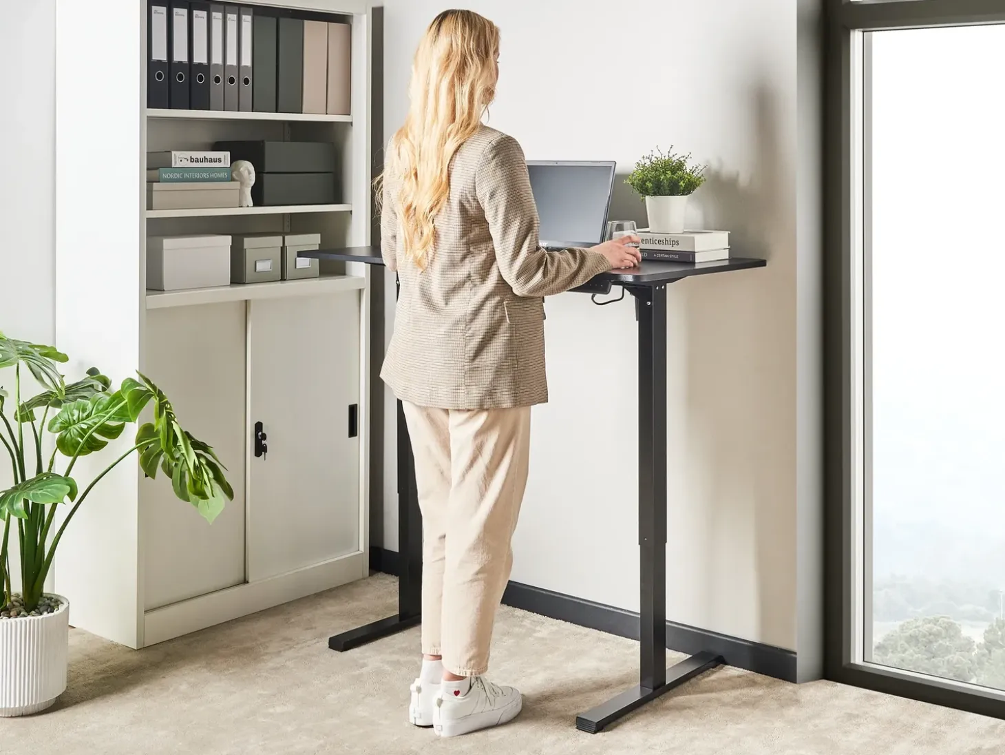 Best Biurko regulowane elektrycznie TAVARES 120 cm 60 cm Wszystkie Biurka|Biurka Z Regulacją Wysokości