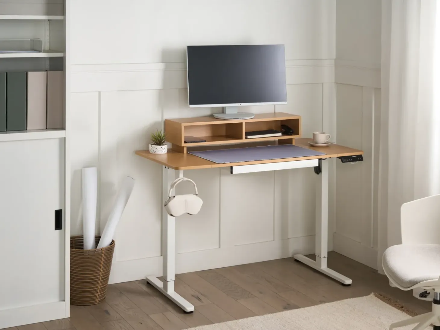 New Biurko regulowane elektrycznie LUCAMA Jasny brąz/ biały 120 cm 60 cm Z portem USB Wszystkie Biurka|Biurka Z Regulacją Wysokości