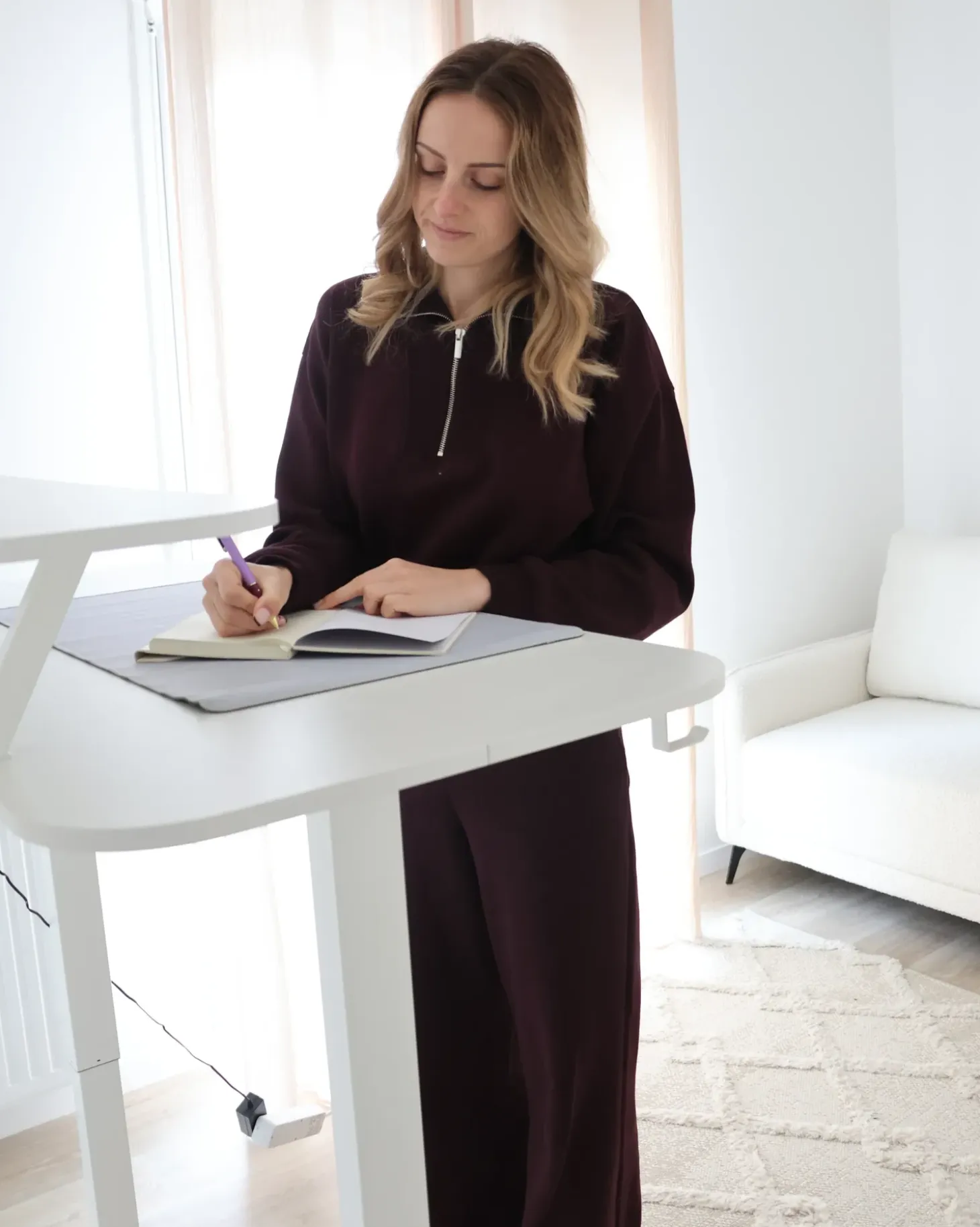 Outlet Biurko regulowane elektrycznie WILBANKS 120 cm 60 cm Z portem USB Wszystkie Biurka|Biurka Z Regulacją Wysokości