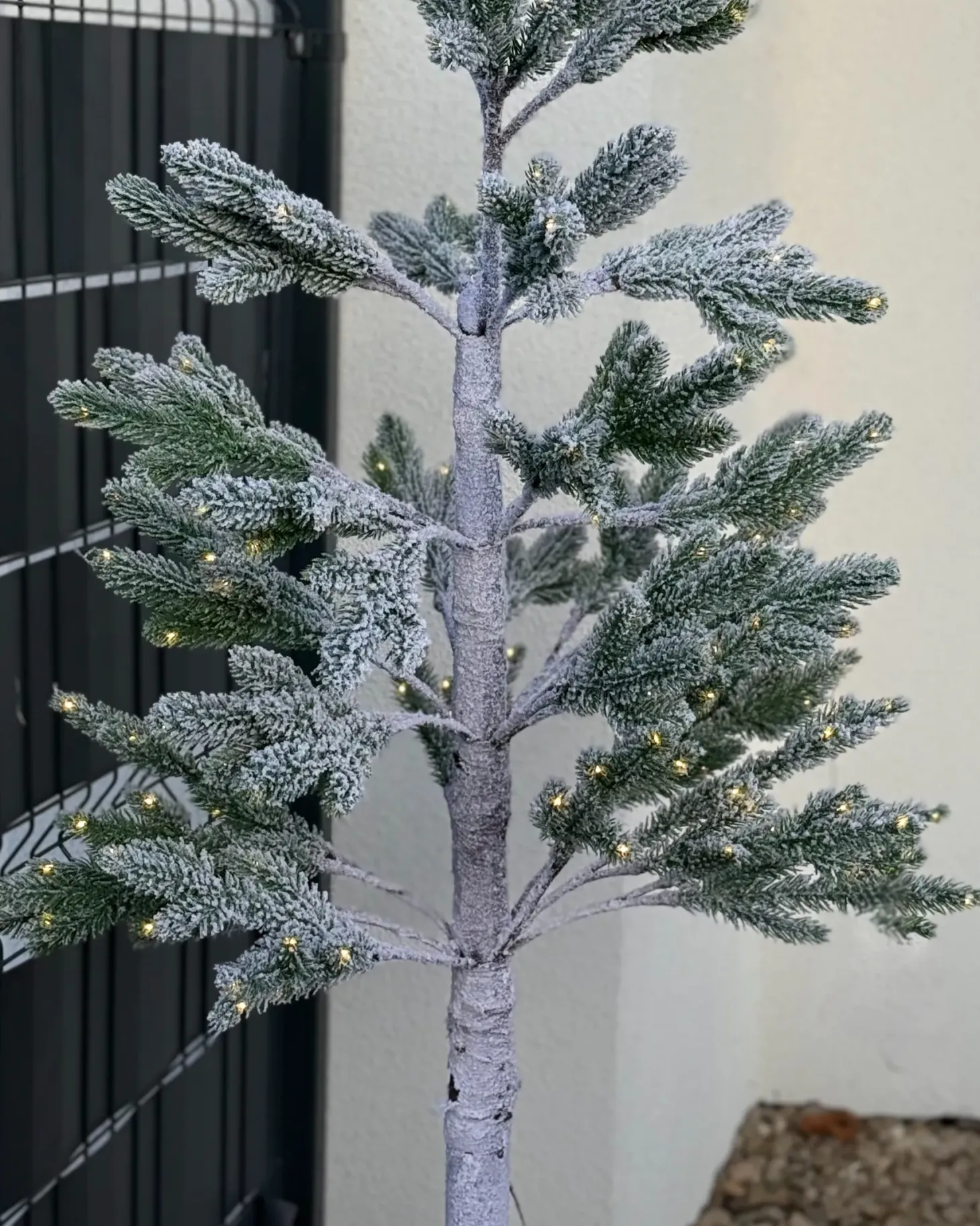 Dekoracja ogrodowa LED ALBIONI Drzewko 180 cm Biały