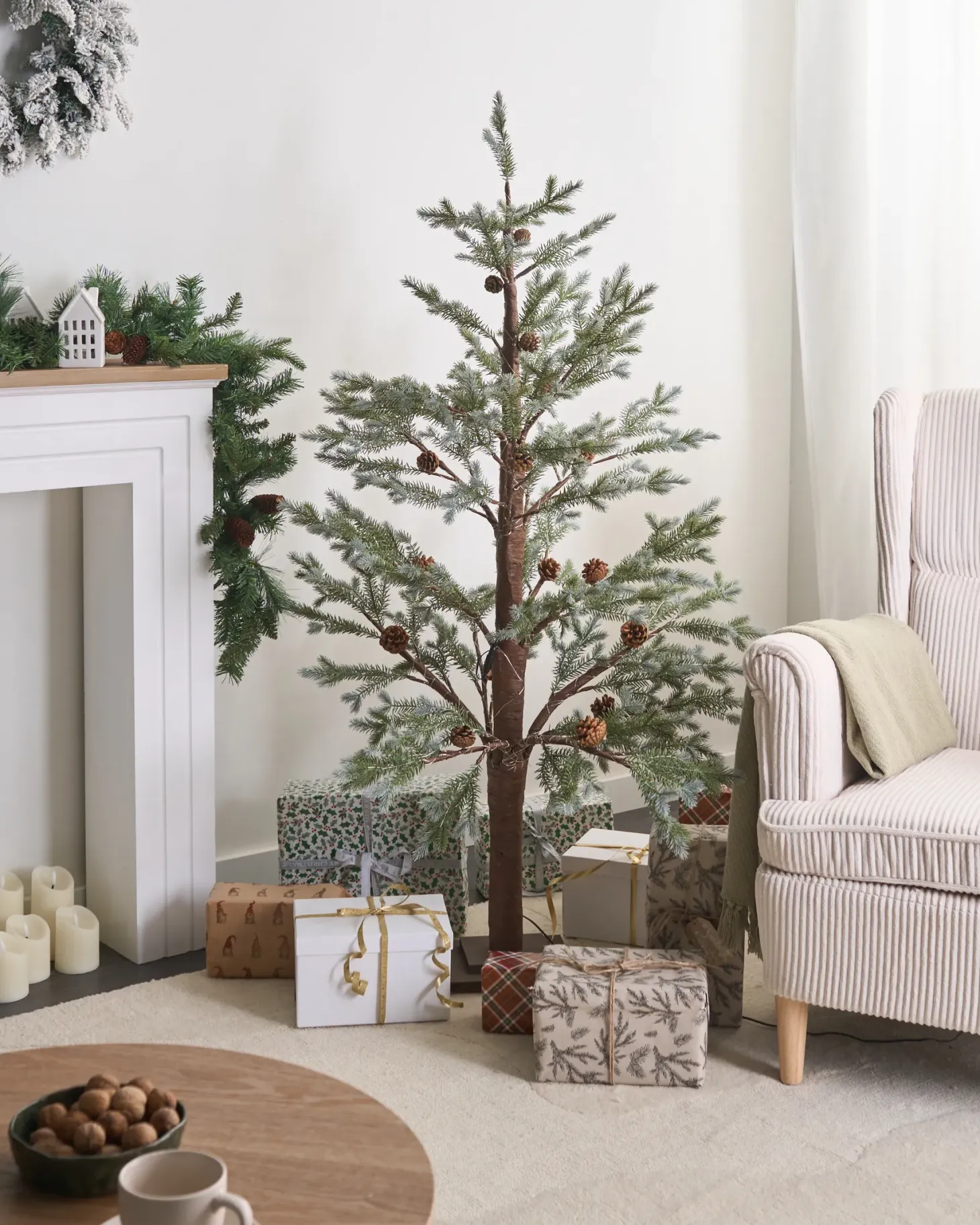 Dekoracja ogrodowa LED LAUGARAS Choinka 150 cm Zielony