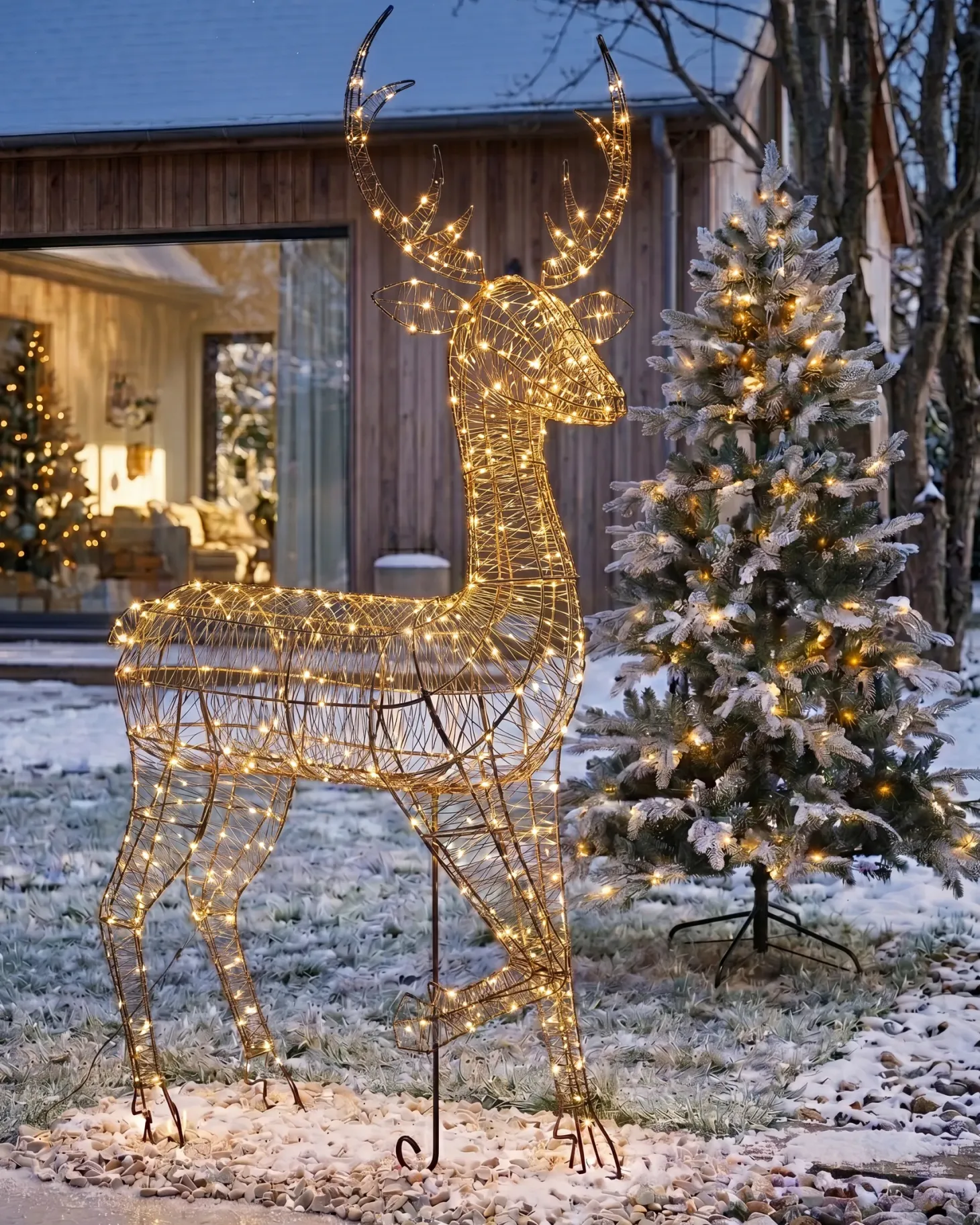 Dekoracja ogrodowa LED MAHLATTI Renifer 128 cm Czarny