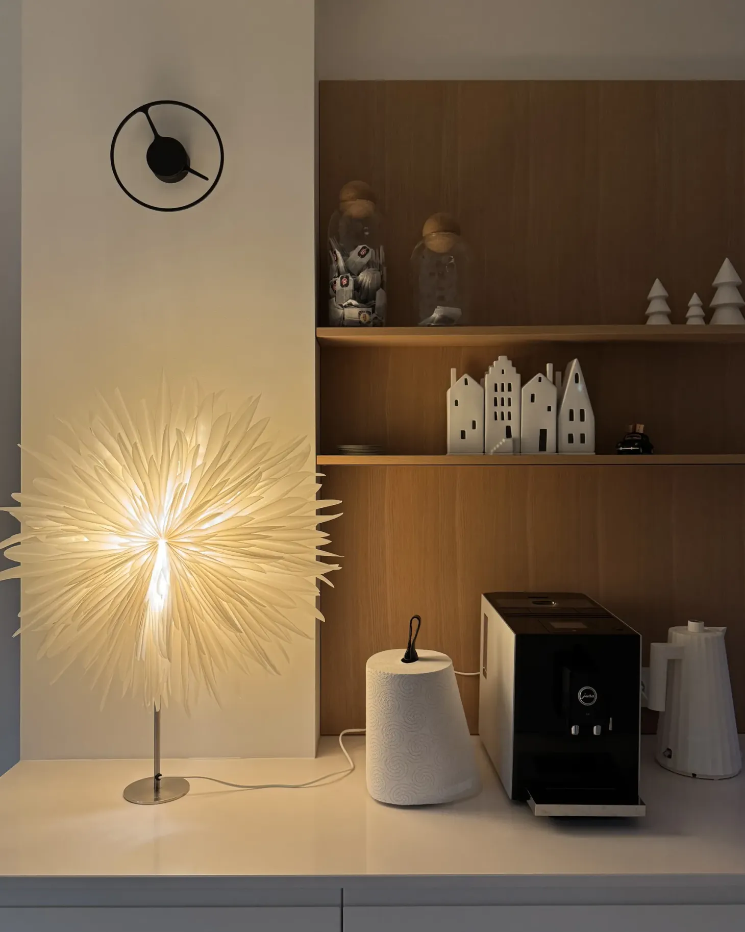 Dekoracja świąteczna Lampa stołowa SATOPANTH Gwiazda 70 cm Biały
