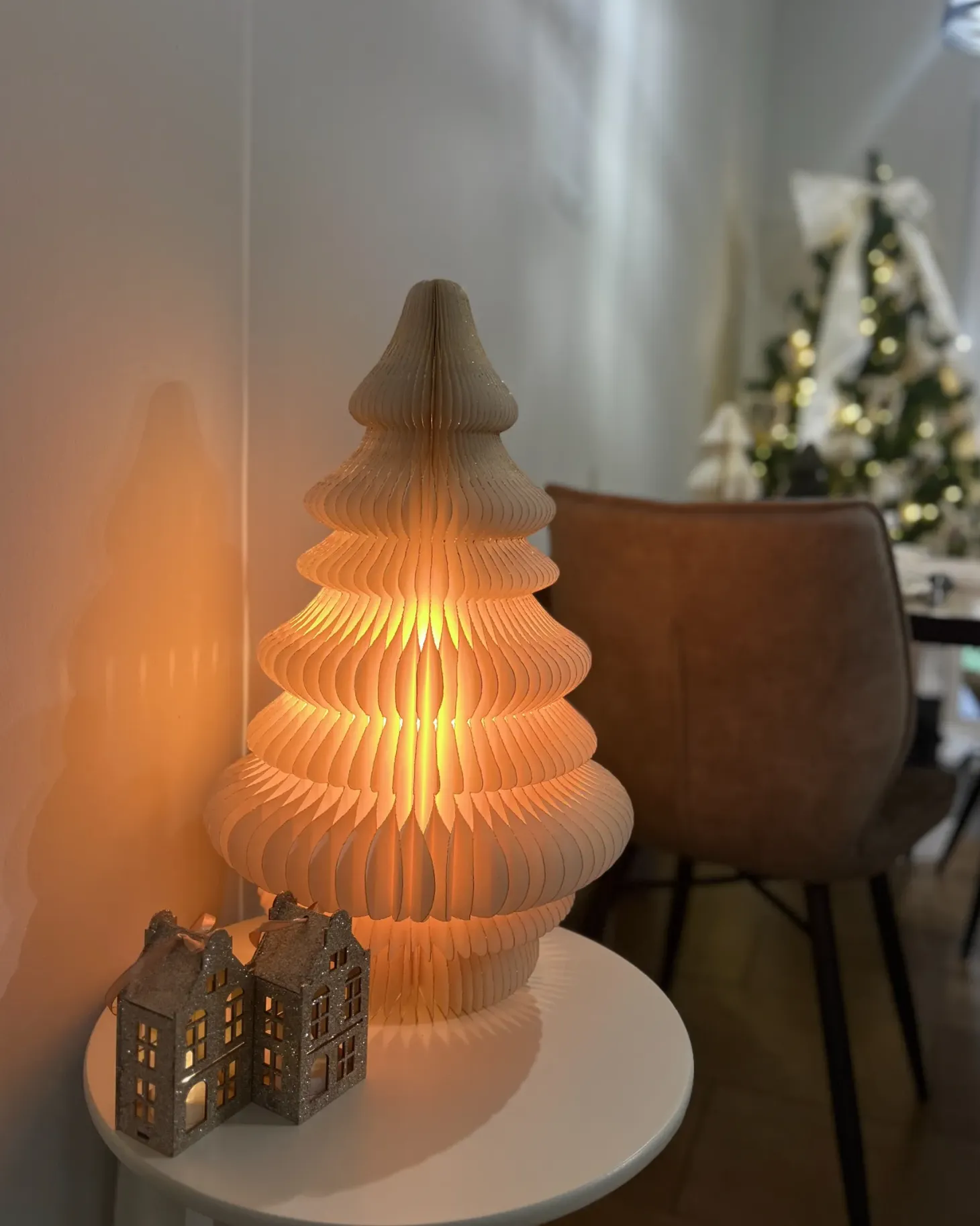 Dekoracja świąteczna Lampa stołowa DREVJA Choinka 51 cm Beżowy