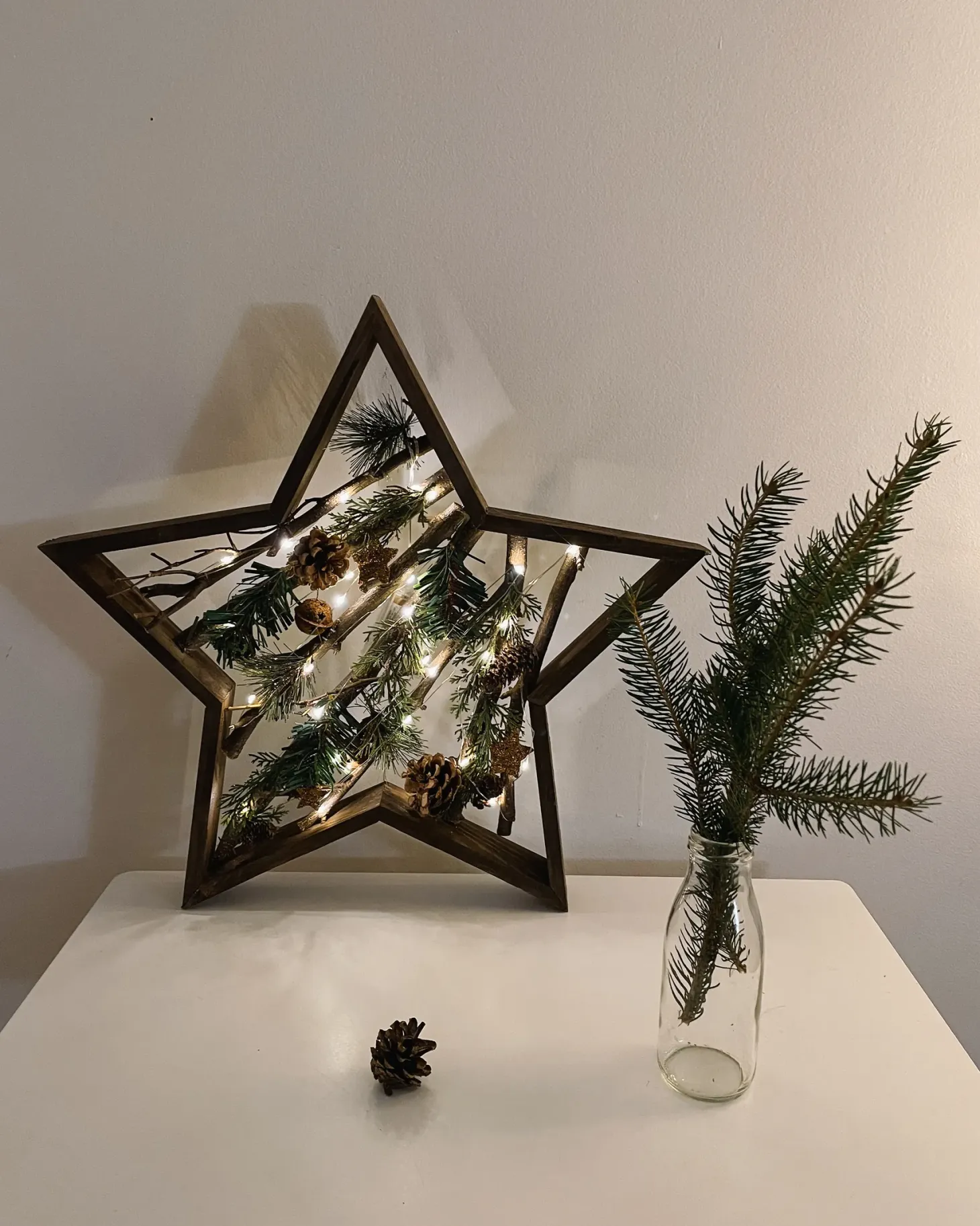 Dekoracja świąteczna LED DOKKA Gwiazda 46 cm Brązowy
