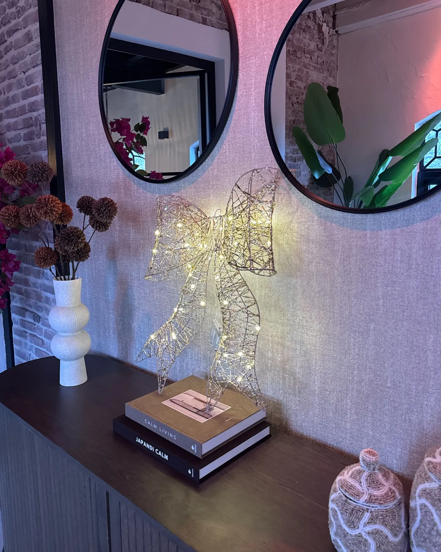 Dekoracja świąteczna LED FILSO Kokarda 56 cm Złoty