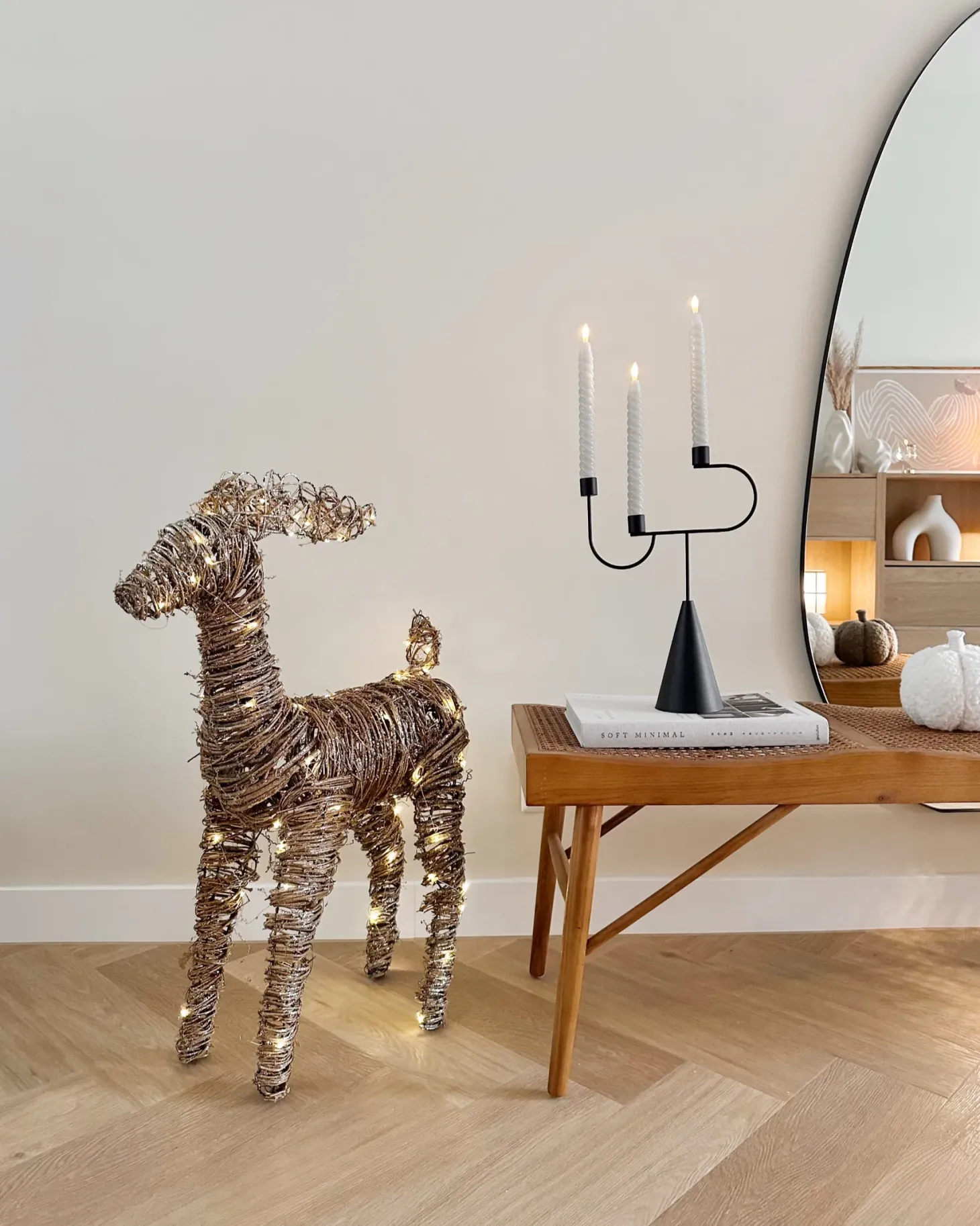 Dekoracja świąteczna LED GRINDAVIK Renifer 97 cm Naturalny