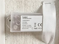 Dekoracja świąteczna LED MAAVESI Domek 53 cm Biały