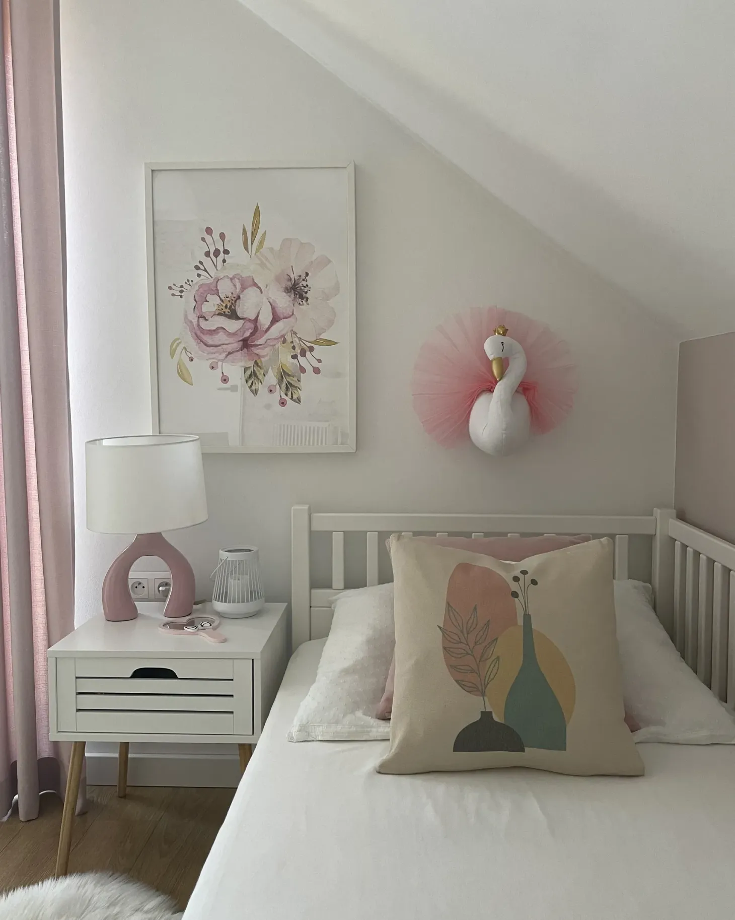 Dziecięca ozdoba ścienna Łabędź ODETTA Bawełna 32 cm Biały