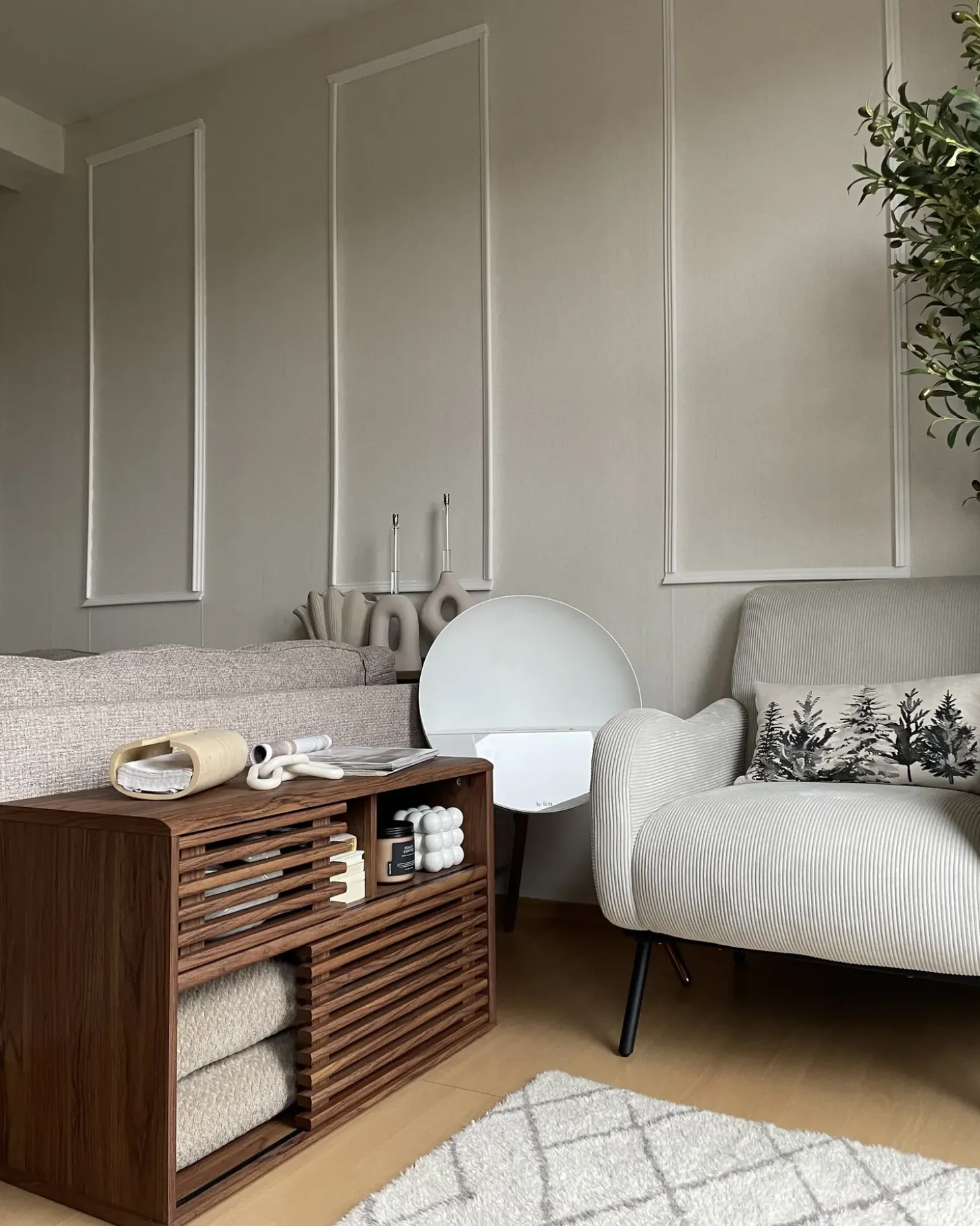 Outlet Fotel ALMIND Sztruks Jasnoszary Wszystkie Fotele|Fotele Tapicerowane