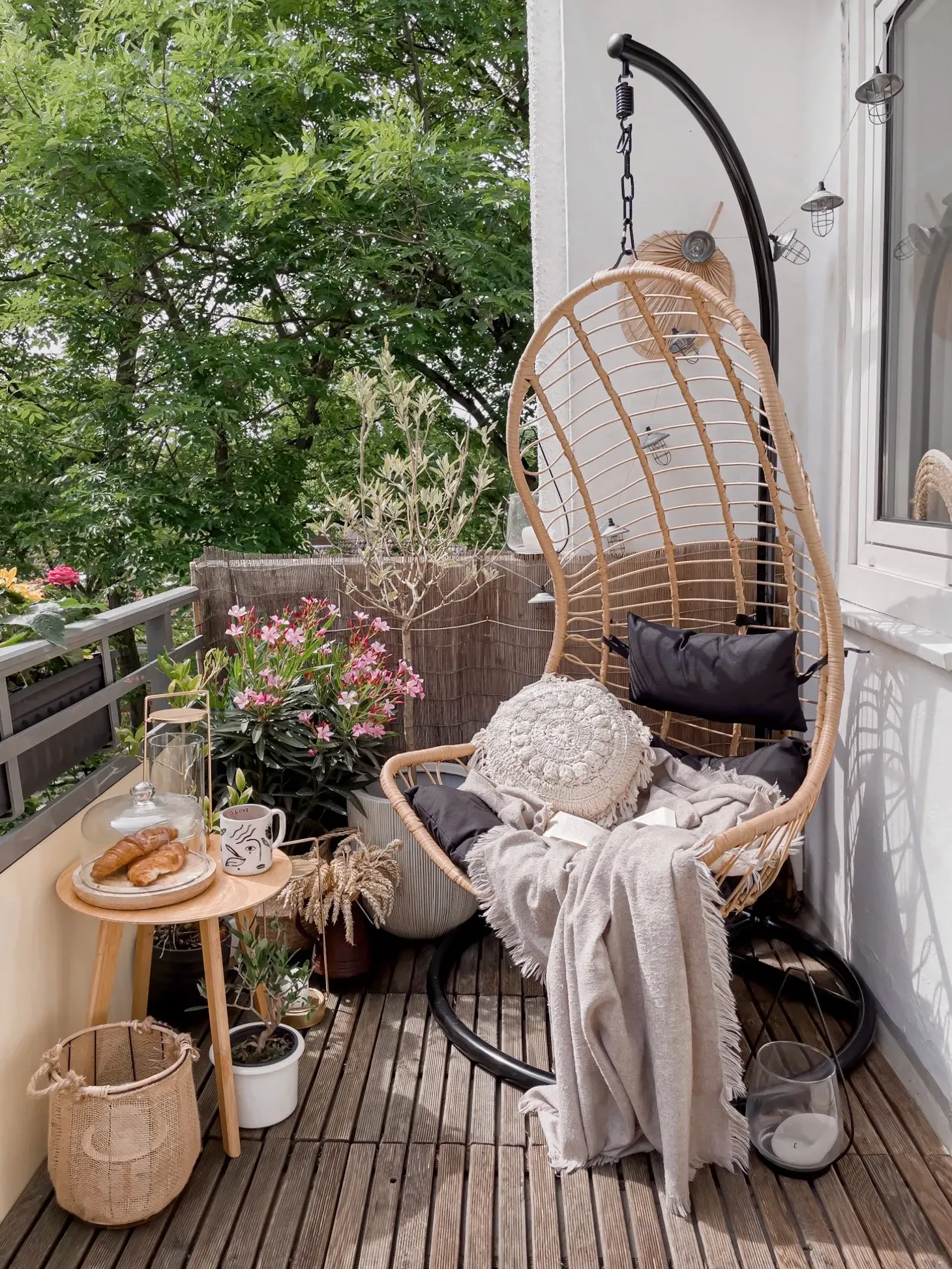 Fotel wiszący ze stojakiem PINETO Technorattan Naturalny