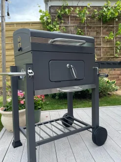 Grill węglowy PAVLOF Metal Czarny