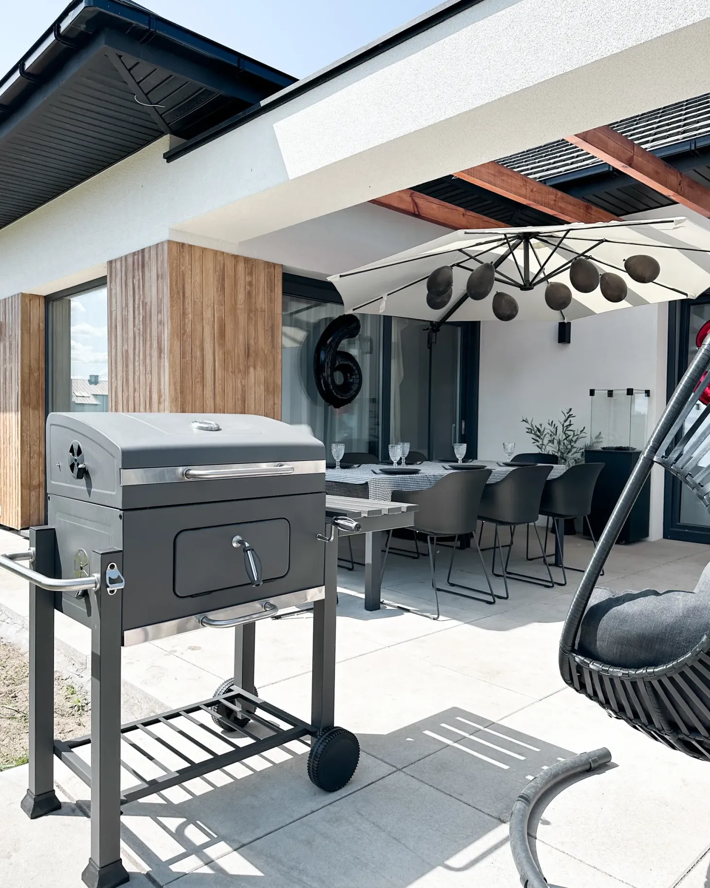 Grill węglowy PAVLOF Metal Czarny