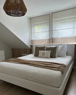 Sale Łóżko Boucle CORIO 180 x 200 cm Złamana biel Łóżka Tapicerowane|Łóżka Podwójne