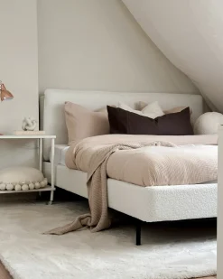 Sale Łóżko Boucle CORIO 180 x 200 cm Złamana biel Łóżka Tapicerowane|Łóżka Podwójne