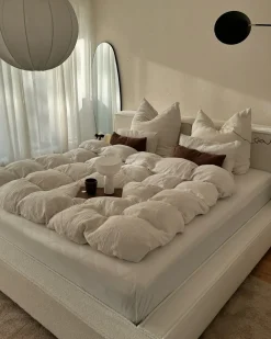 Best Boucle LINARDS 180 x 200 cm Łóżka Tapicerowane|Łóżka Podwójne