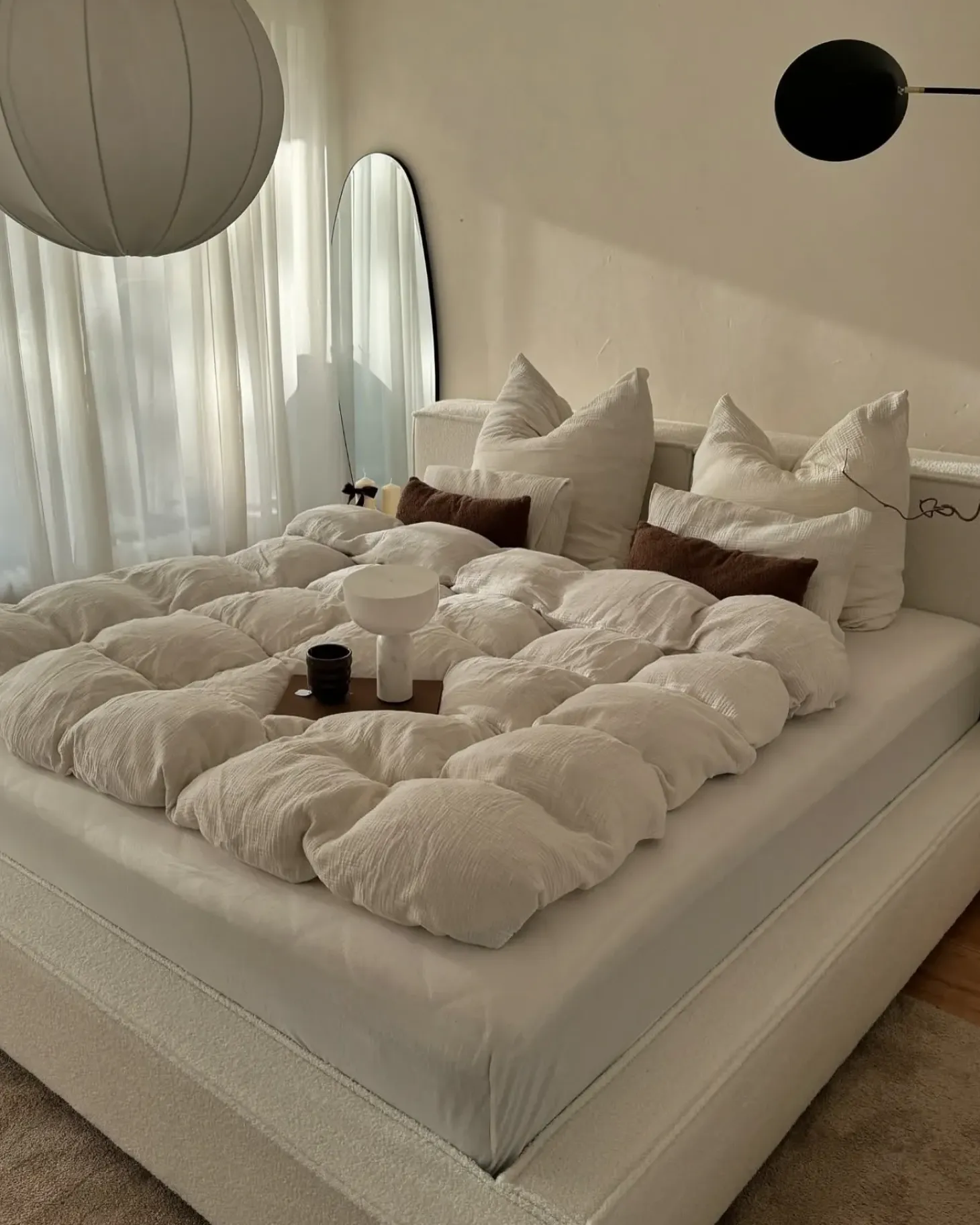 Best Boucle LINARDS 180 x 200 cm Łóżka Tapicerowane|Łóżka Podwójne