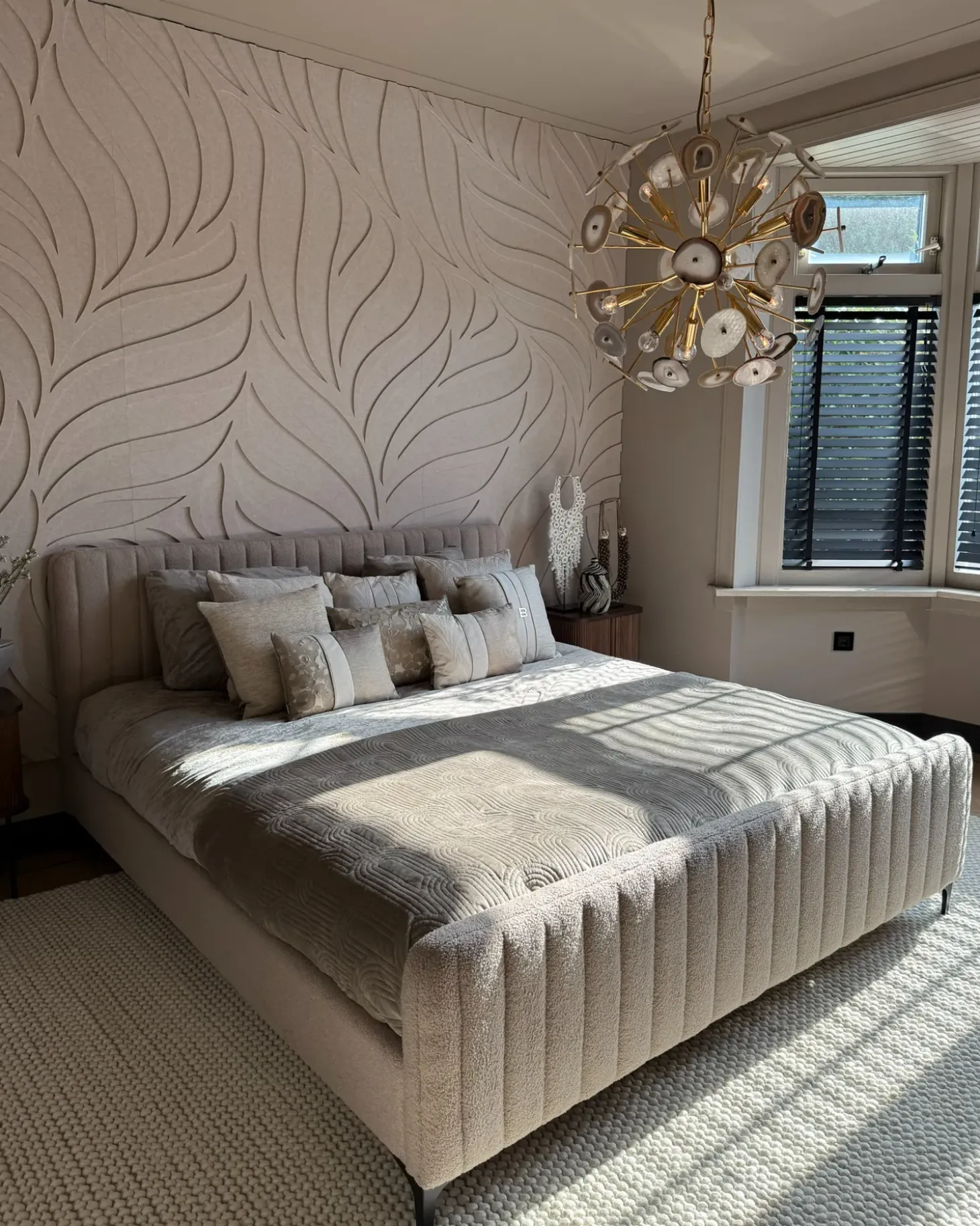 Outlet Boucle LUNAN 180 x 200 cm Beżowy Łóżka Tapicerowane|Łóżka Podwójne