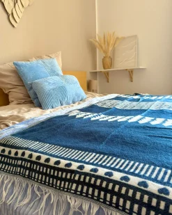 Koc TARLAY 130 x 170 cm Niebieski