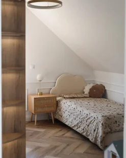 Best Łóżko dziecięce Chmurka Welur BELLEVUE 90 x 200 cm Jasnobeżowy Dzieci Wszystkie Meble I Akcesoria Dziecięce|Łóżka Tapicerowane