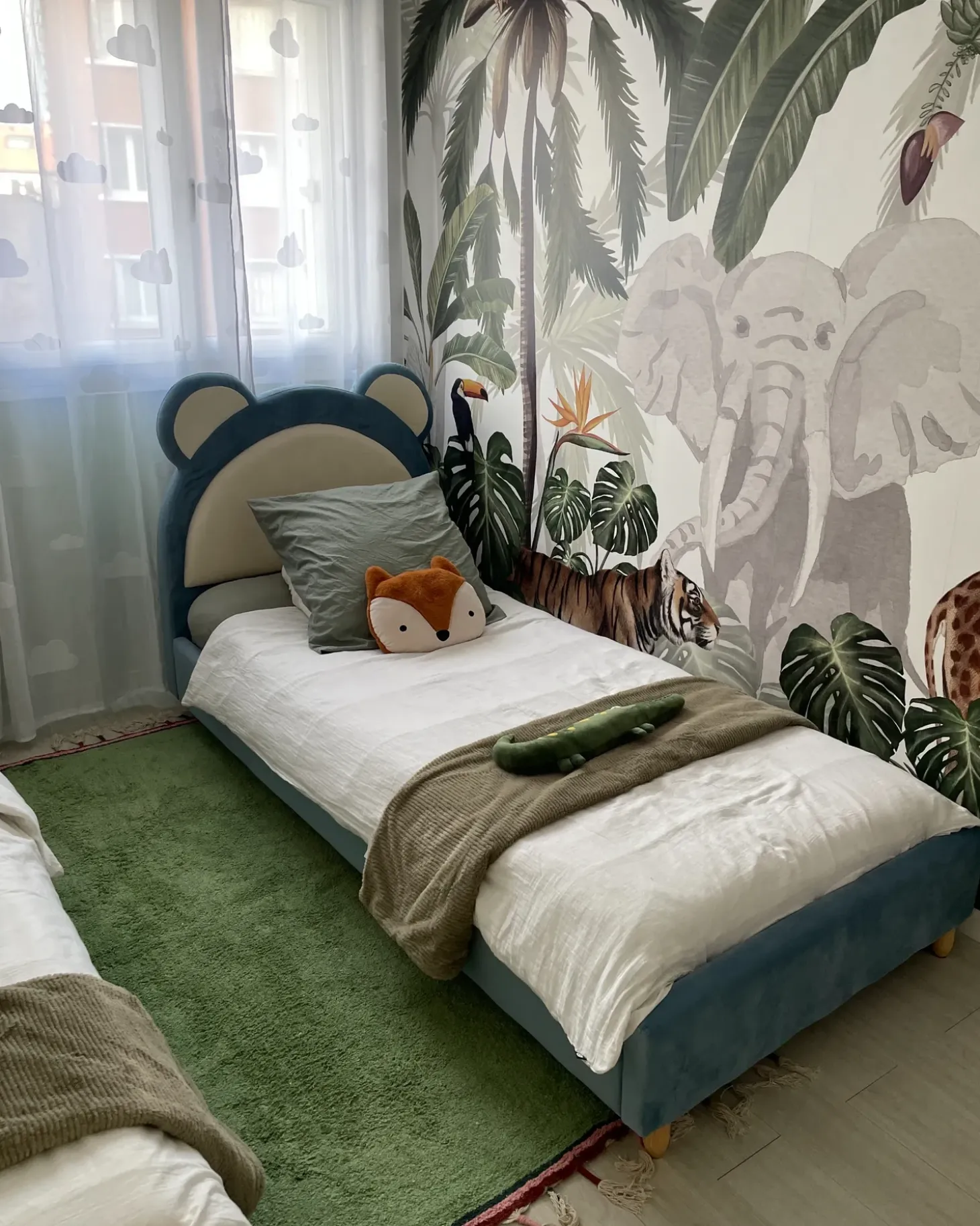 Clearance Łóżko dziecięce Miś Welur MAILLES 90 x 200 cm Niebieski Dzieci Wszystkie Meble I Akcesoria Dziecięce|Łóżka Tapicerowane