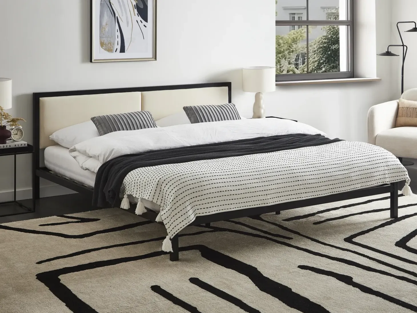 Outlet Łóżko Metal CLAMART 180 x 200 cm Jasnobeżowy Łóżka Metalowe|Łóżka Podwójne