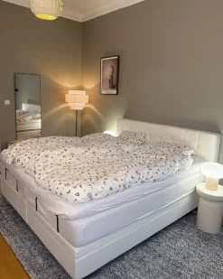 Boucle DUKE 180 x 200 cm Złamana biel Łóżka Tapicerowane|Łóżka Podwójne