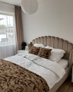 Outlet Łóżko Welur AMBILLOU 180 x 200 cm Beżowoszary Łóżka Tapicerowane|Łóżka Podwójne