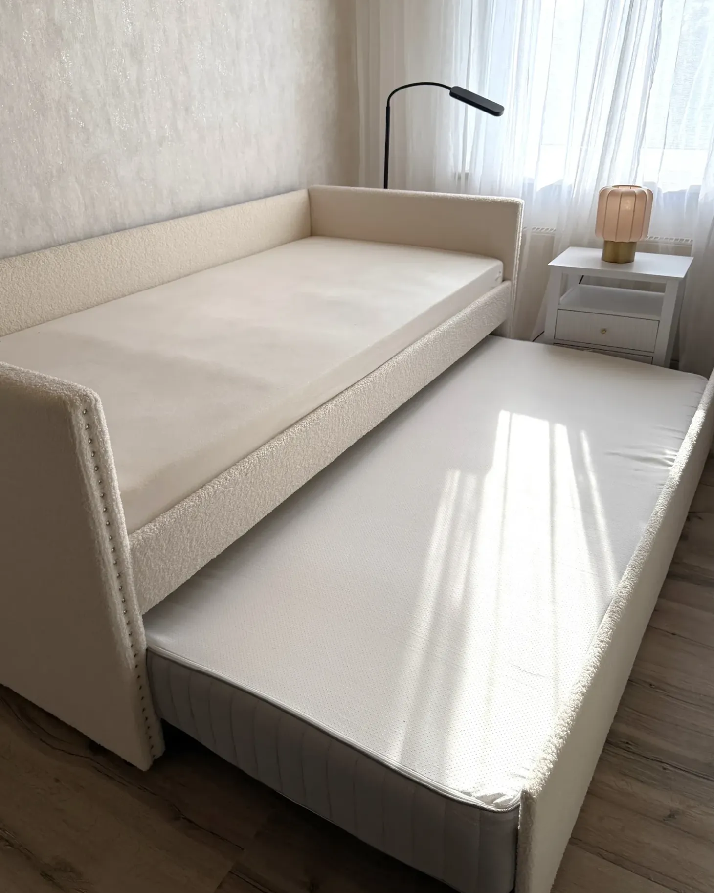 Sale Łóżko wysuwane Boucle TROYES 90 x 200 cm Jasno Łóżka Wysuwane I Dzienne|Wszystkie Łóżka