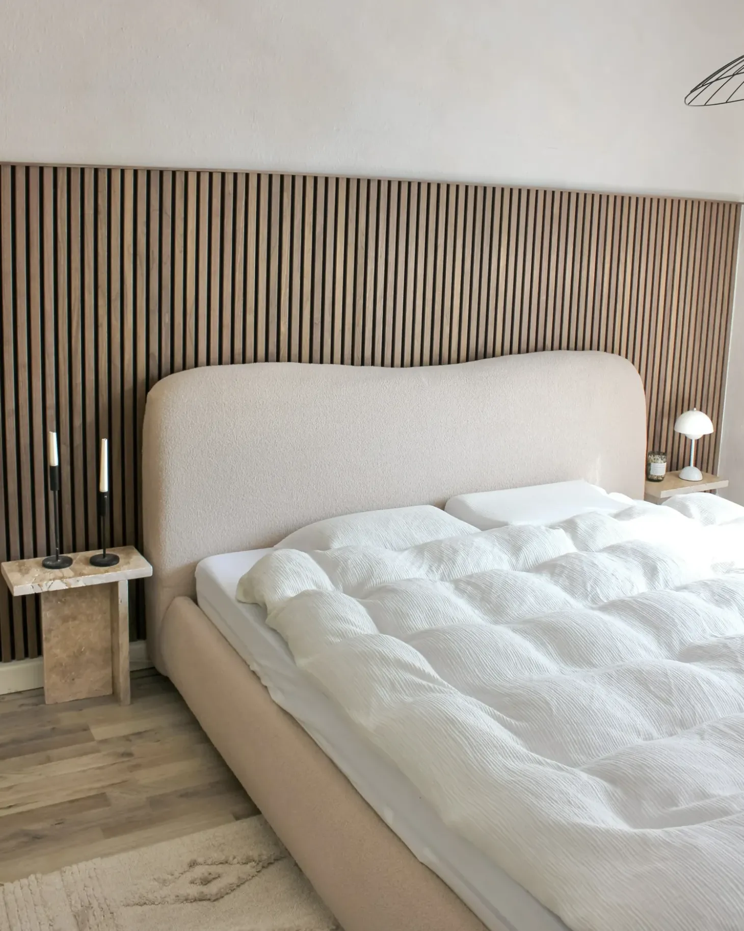 Łóżko z pojemnikiem BLAGNAC Boucle Jasno 160 x 200 cm Łóżka Tapicerowane|Łóżka Podwójne