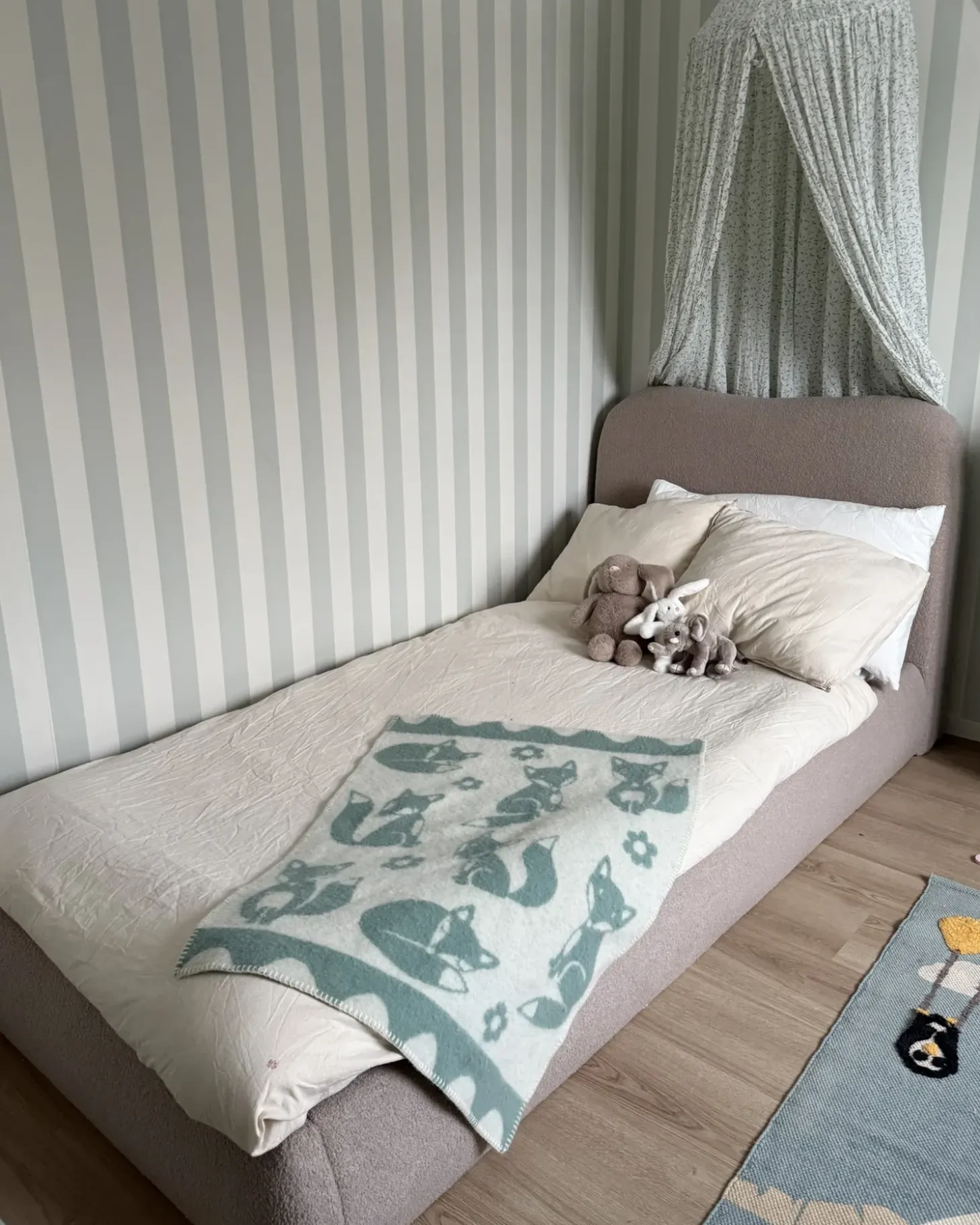 Discount Łóżko z pojemnikiem BLAGNAC Boucle Beżowy 90 x 200 cm Łóżka Tapicerowane|Łóżka Z Pojemnikiem