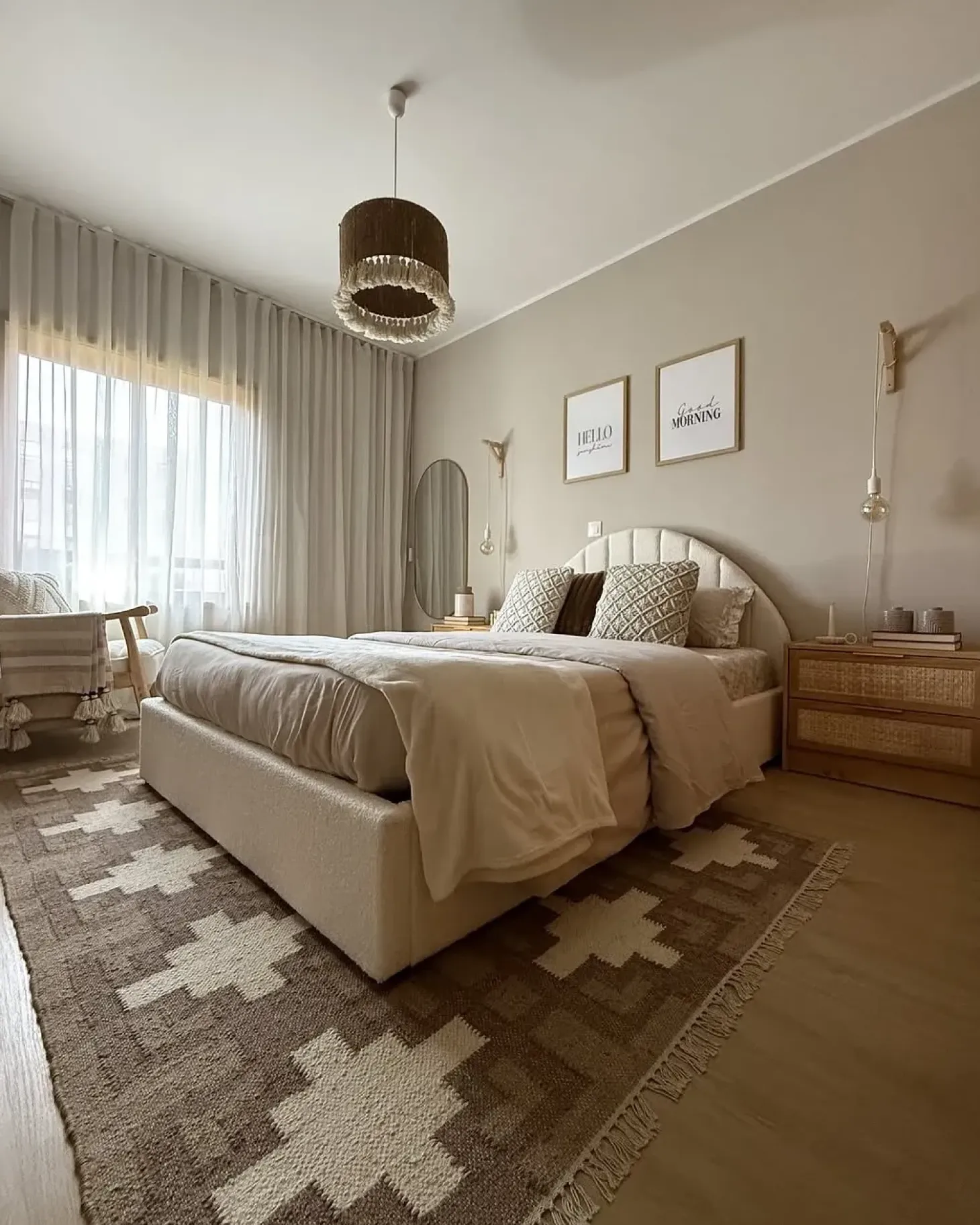 Clearance Łóżko z pojemnikiem CHADENET Boucle Złamana biel 180 x 200 cm Łóżka Tapicerowane|Łóżka Podwójne