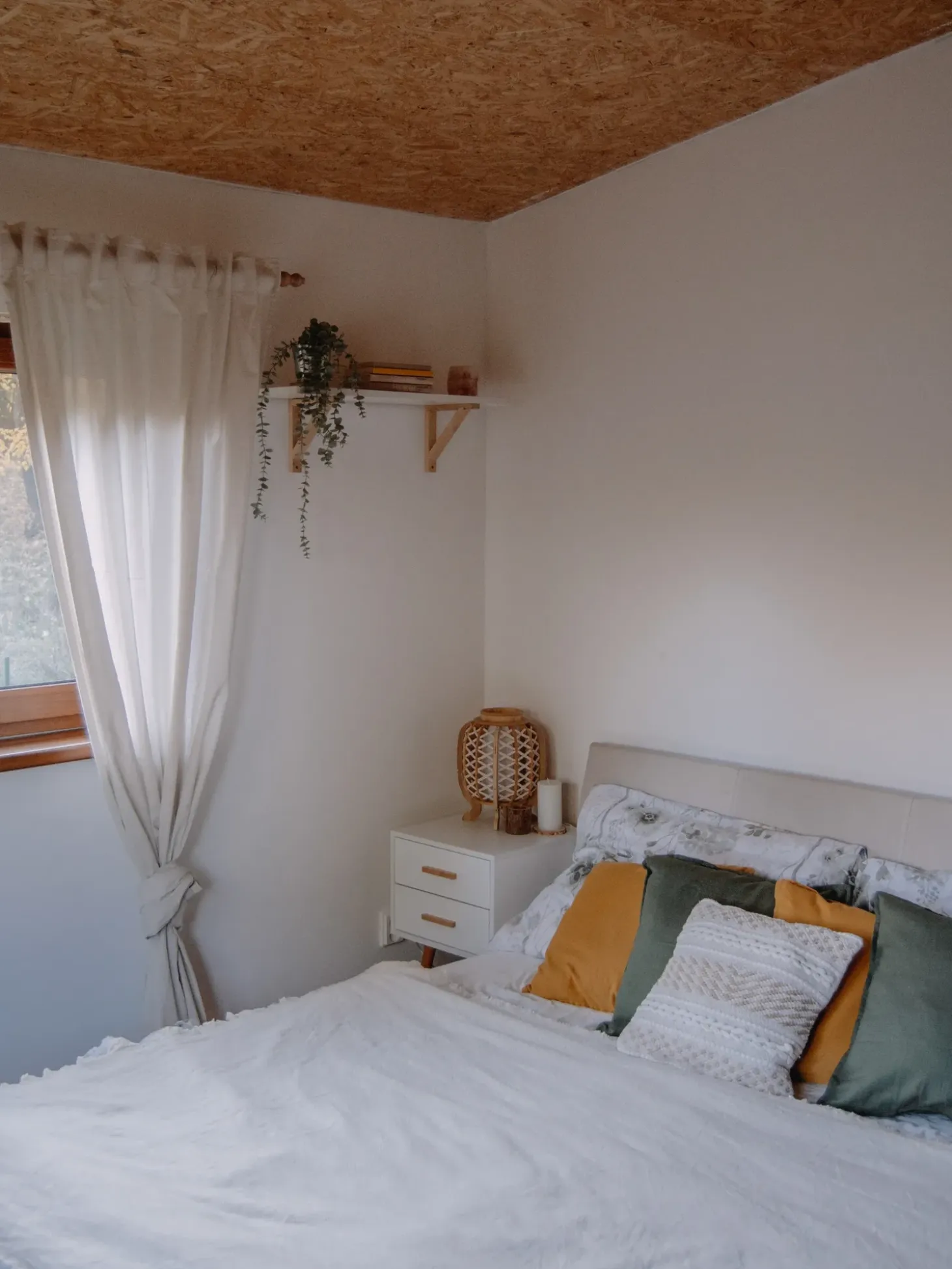 Outlet Łóżko z pojemnikiem ORBEY Jasno 180 x 200 cm Łóżka Tapicerowane|Łóżka Podwójne