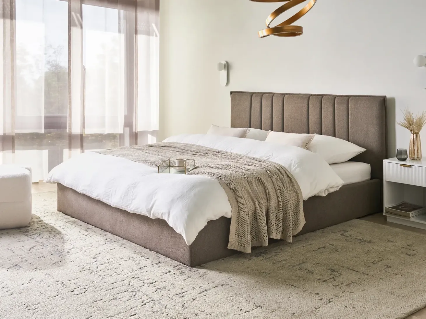 Hot Łóżko z pojemnikiem TARASCON Beżowoszary 180 x 200 cm Łóżka Tapicerowane|Łóżka Podwójne