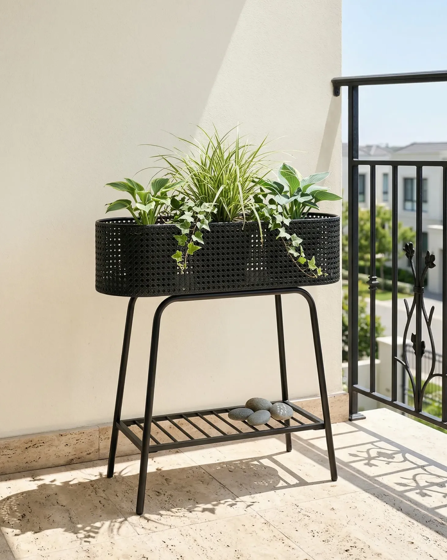 Kwietnik LINNAEA Metal 60 cm Czarny