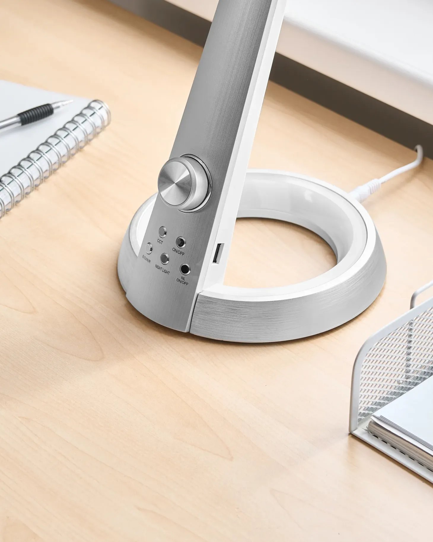 Lampa biurkowa LED CANOPUS Z portem USB Srebrny