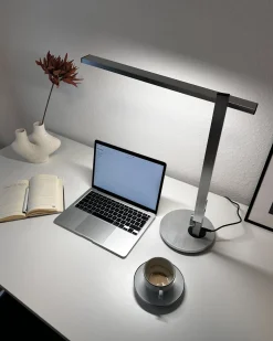 Lampa biurkowa LED CETUS Ze ściemniaczem Srebrny