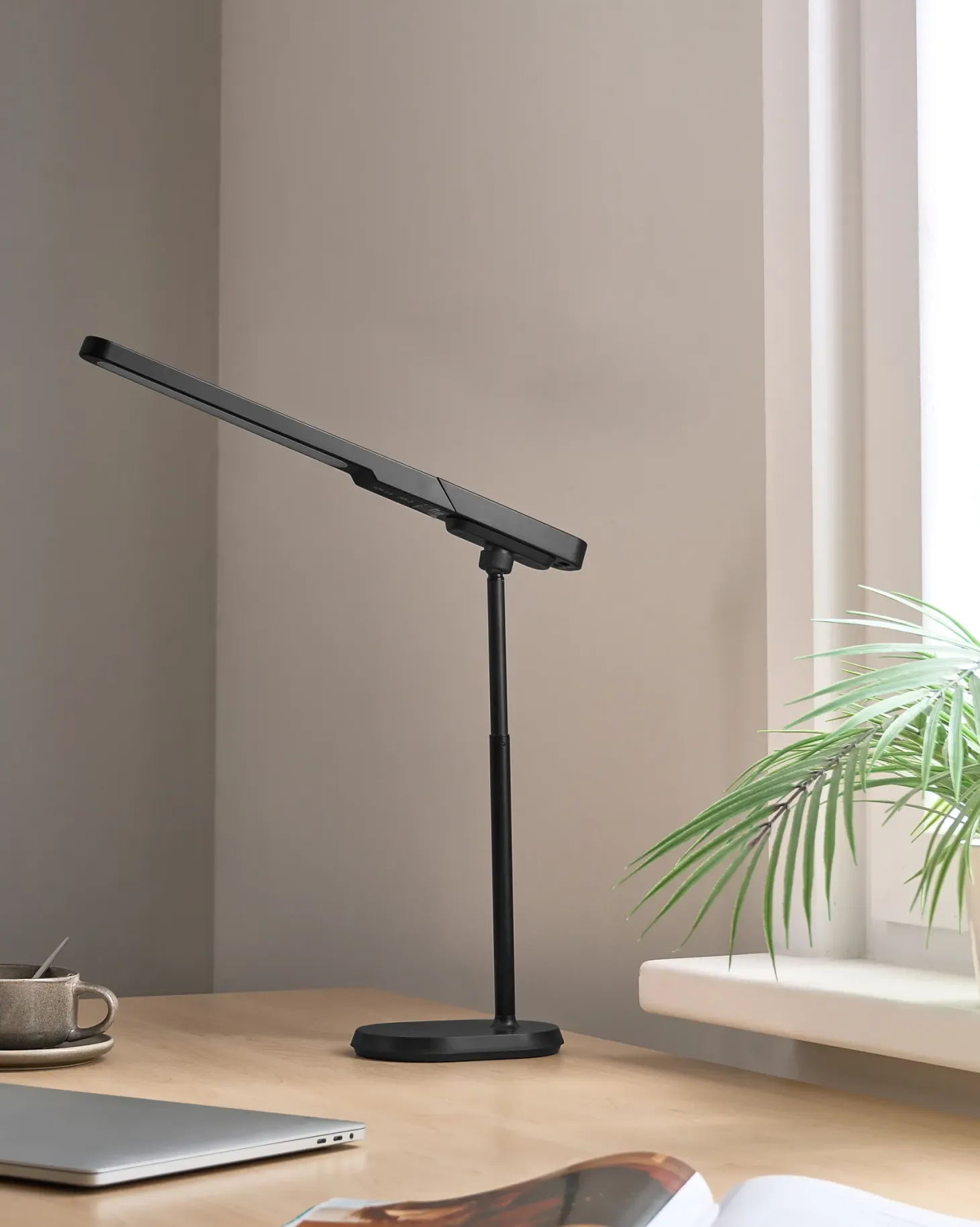 Lampa biurkowa LED TUCANA Ze ściemniaczem Czarny