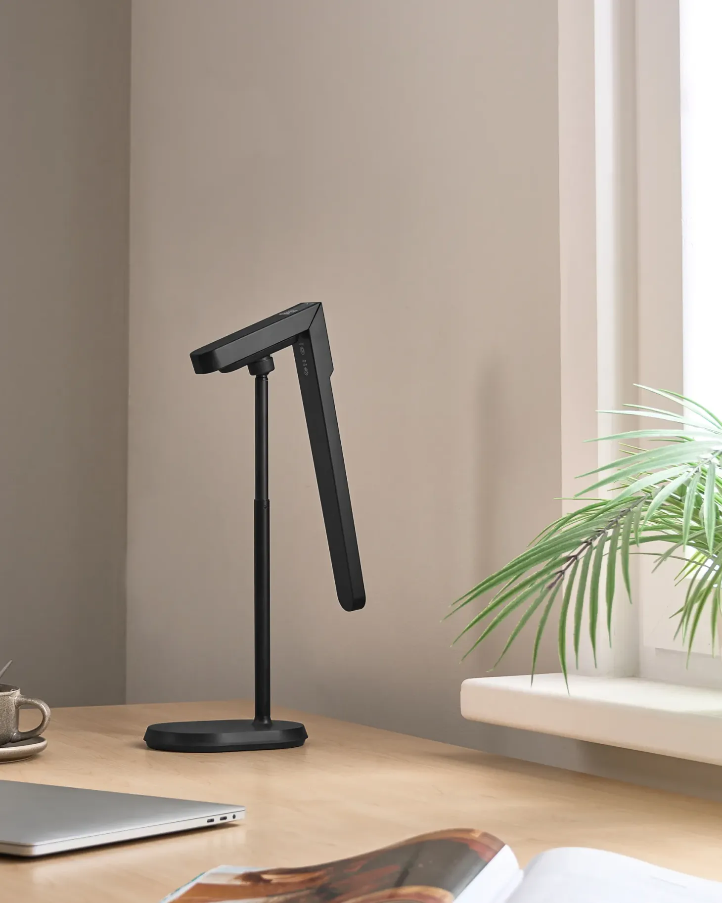 Lampa biurkowa LED TUCANA Ze ściemniaczem Czarny