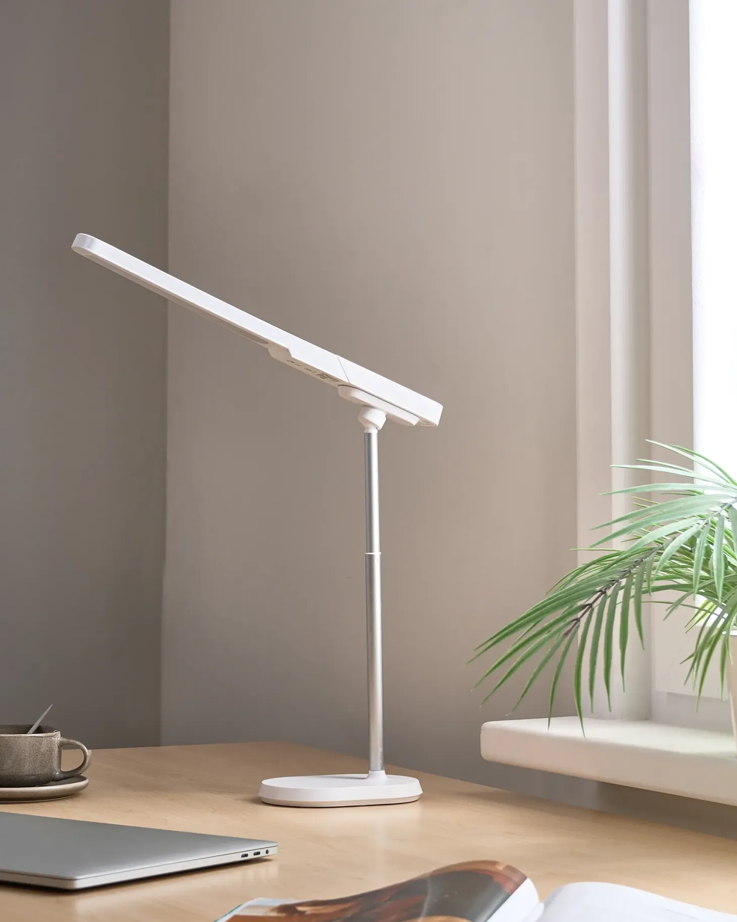 Lampa biurkowa LED TUCANA Ze ściemniaczem Biały