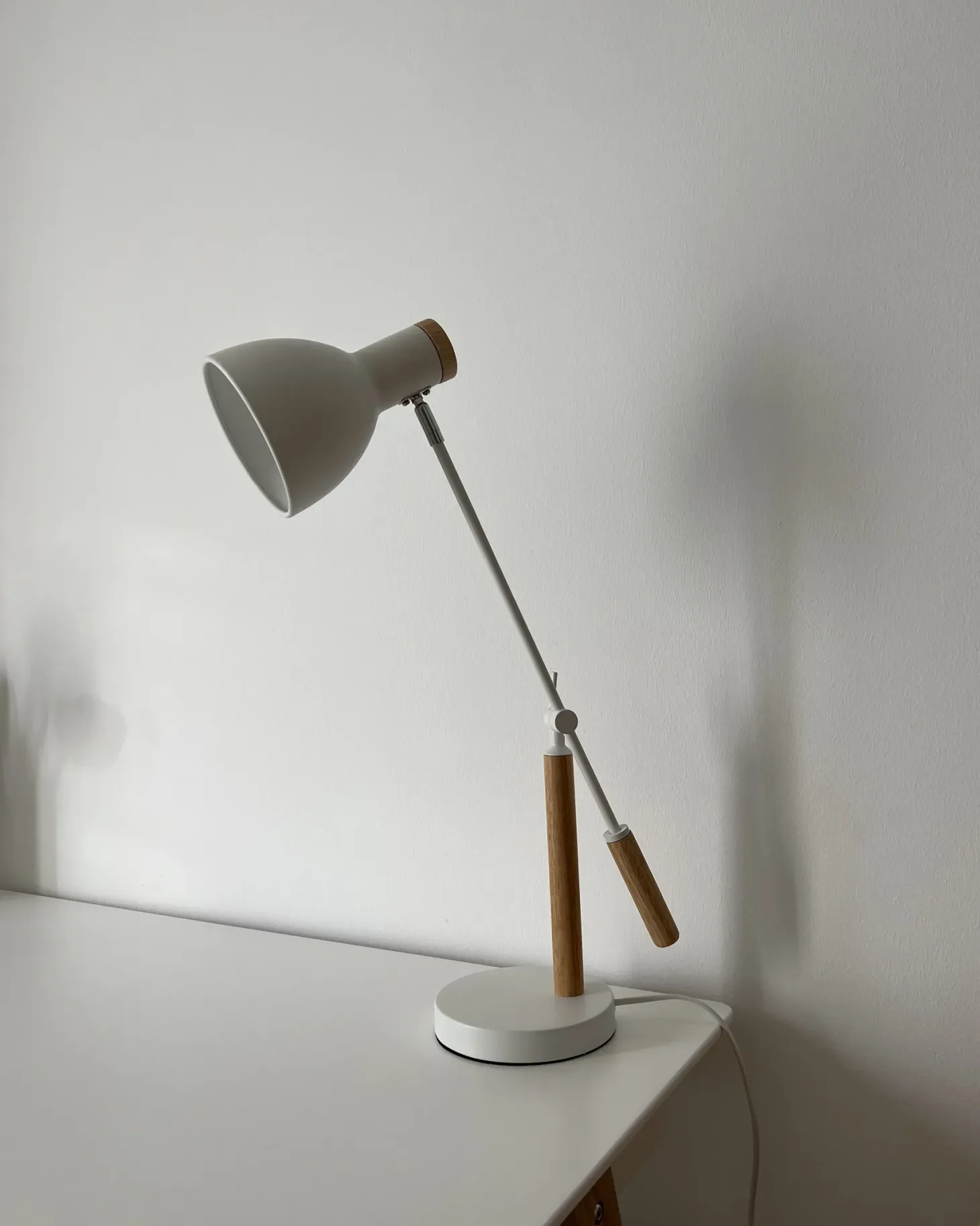 Lampa biurkowa PECKOS Regulowana Metal Biały