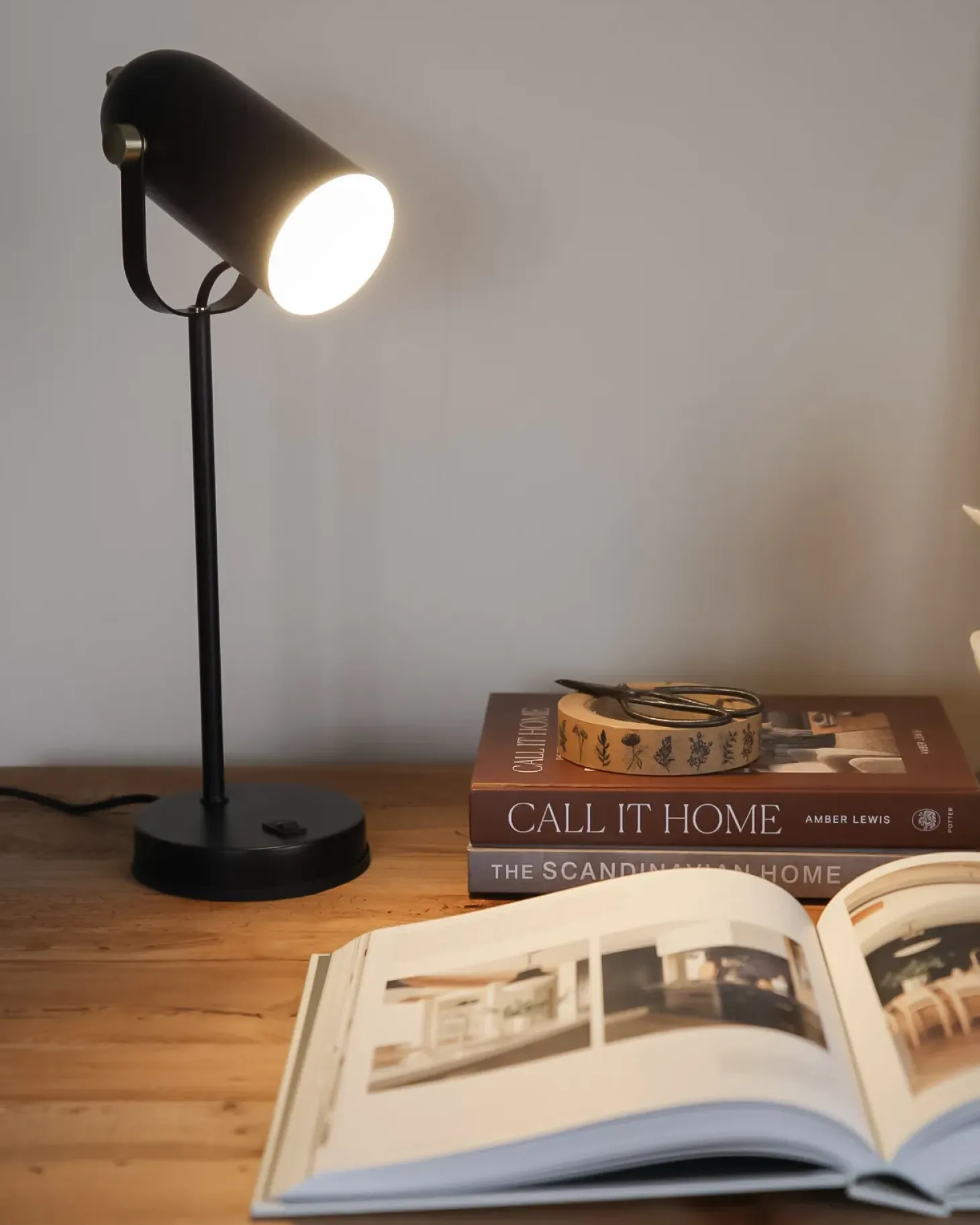 Lampa biurkowa TYRIA Regulowana Metal Czarny