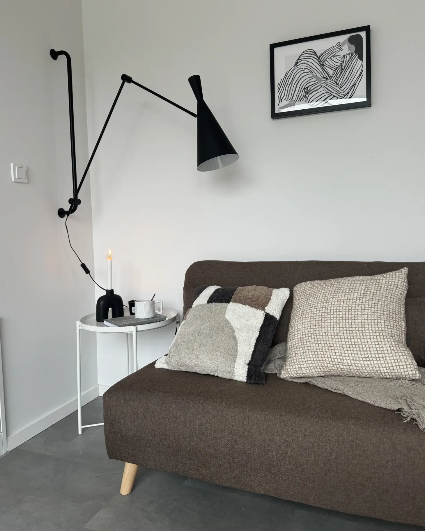 Lampa ścienna MARISA Czarny Metal Regulowana
