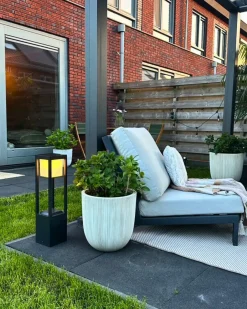 Lampa ogrodowa słupek solarna LED LOON Czarny