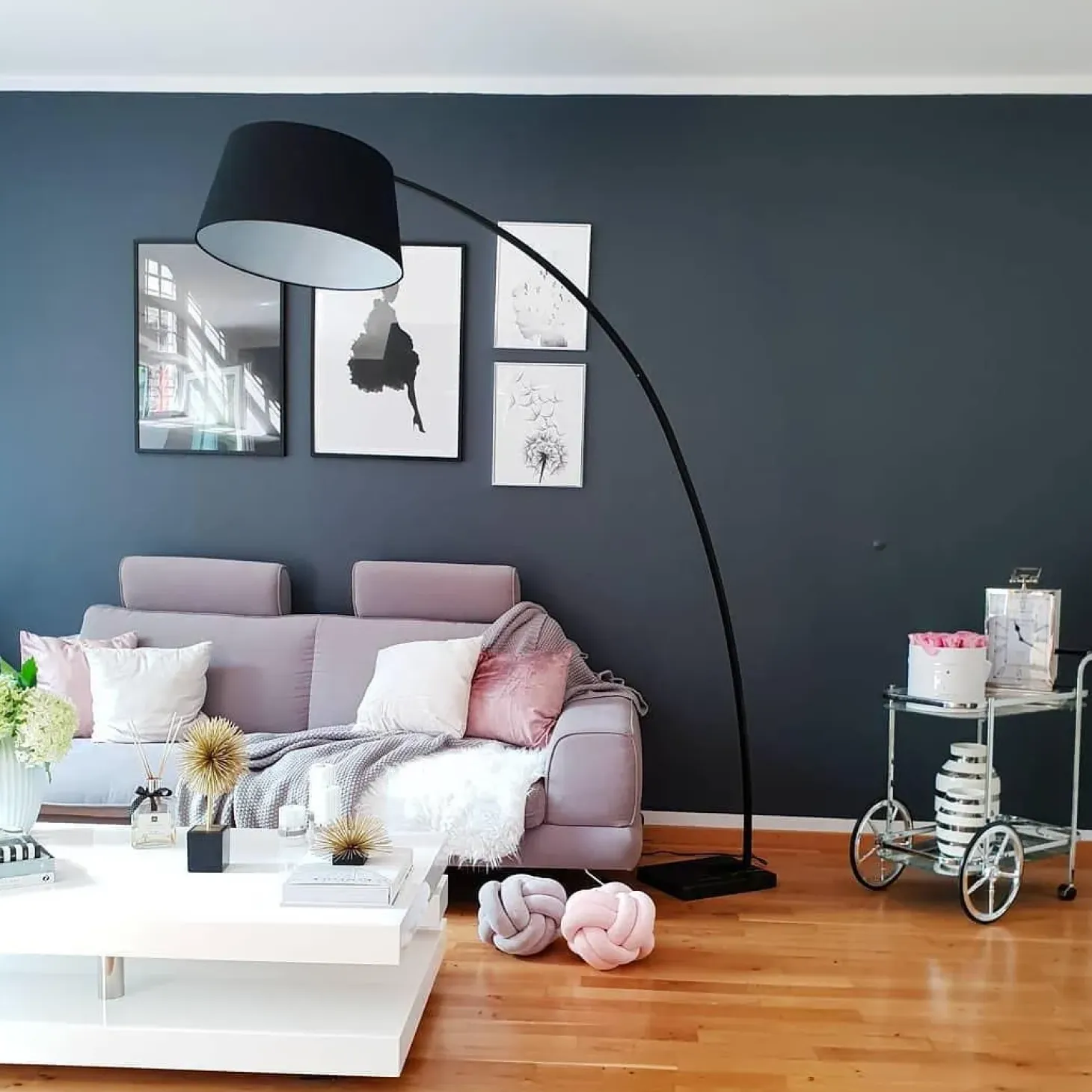 Lampa podłogowa BENUE Metal Czarny