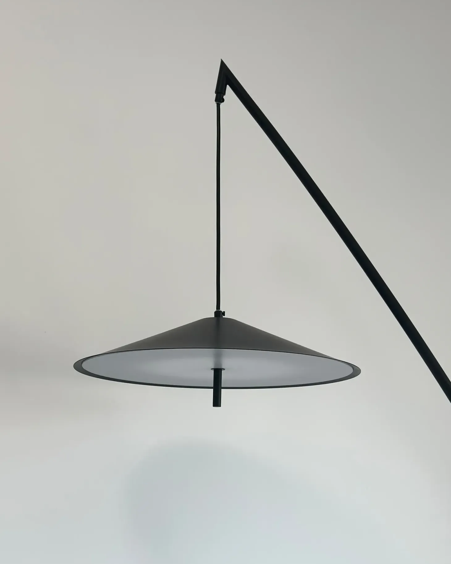 Lampa podłogowa LED COMALIE Metal Czarny