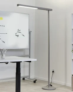 Lampa podłogowa LED PERSEUS Metal Srebrny